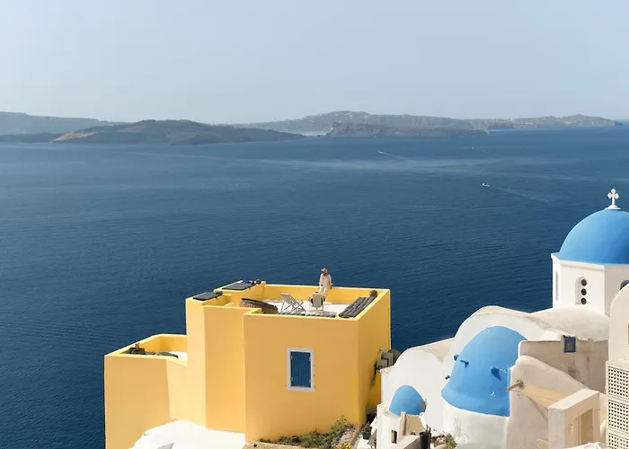 Ilivatos - Elegant Villa On The Caldera\'S Edge