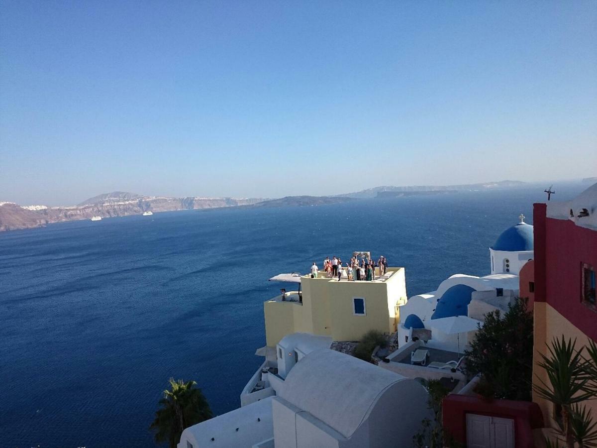 Villa Ilivatos - Elegant On The Caldera's Edge Ia